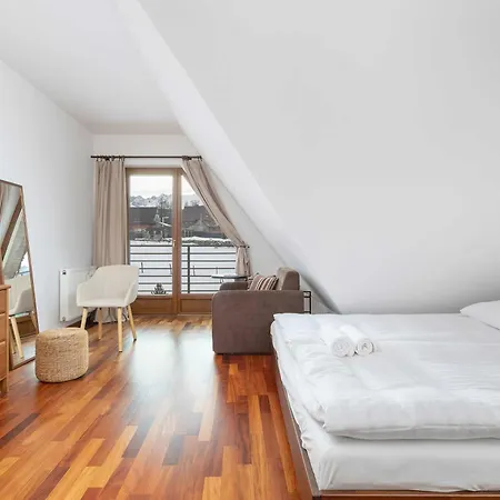 Hrube Wyzne With Mountain View And Parking By Renters * زاكوباني