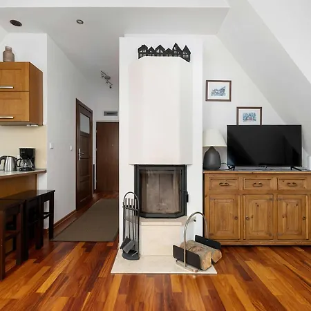 Hrube Wyzne With Mountain View And Parking By Renters *