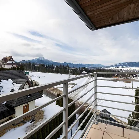Apartamento Hrube Wyzne With Mountain View And Parking By Renters *