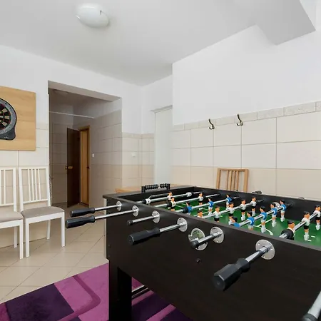 Hrube Wyzne With Mountain View And Parking By Renters *