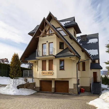 Hrube Wyzne With Mountain View And Parking By Renters *
